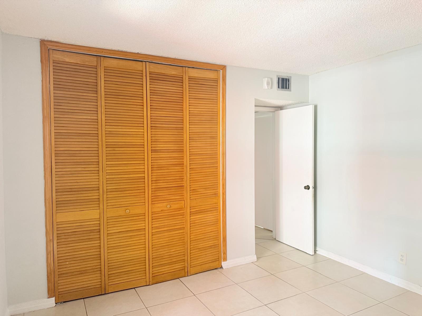 1750 West 46th Street, Unit 222 Hialeah, FL 33012 - Photo 24 of 42 22