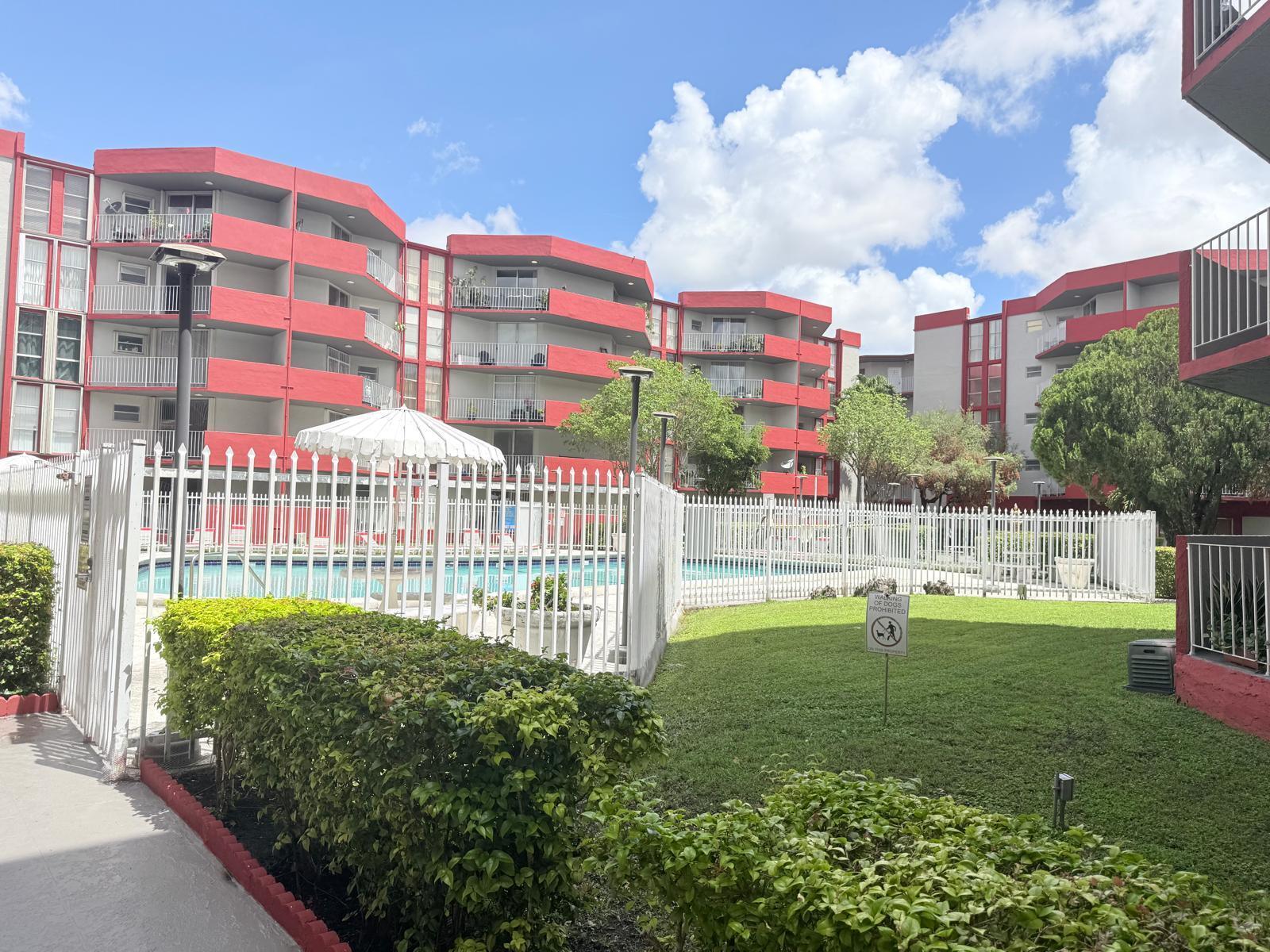 1750 West 46th Street, Unit 222 Hialeah, FL 33012 - Photo 32 of 42 30