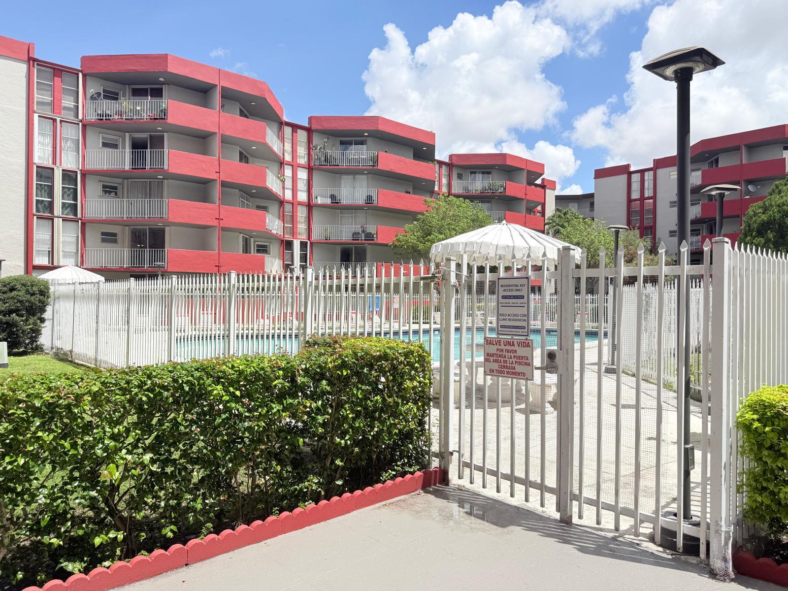 1750 West 46th Street, Unit 222 Hialeah, FL 33012 - Photo 33 of 42 31