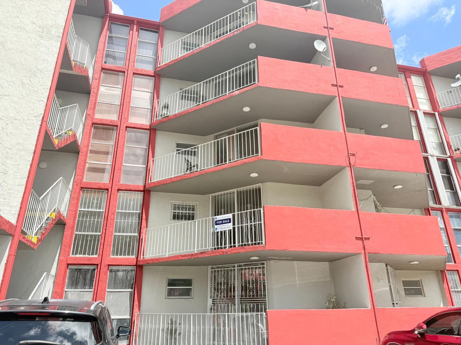 1750 West 46th Street, Unit 222 Hialeah, FL 33012 - Photo 38 of 42 35