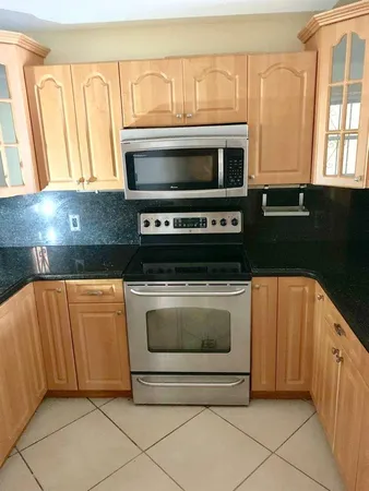 $270,000 | 1750 West 46th Street, Unit 222, Hialeah, FL 33012