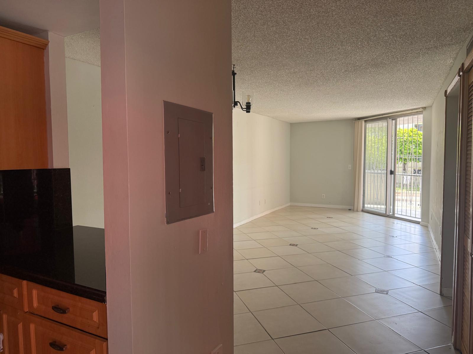 1750 West 46th Street, Unit 222 Hialeah, FL 33012 - Photo 8 of 42 7
