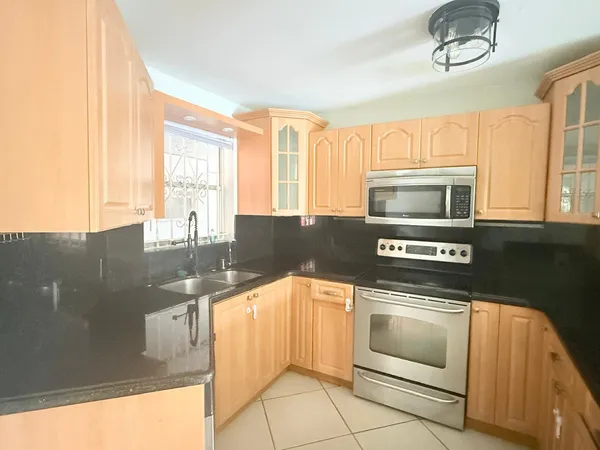 $270,000 | 1750 West 46th Street, Unit 222, Hialeah, FL 33012