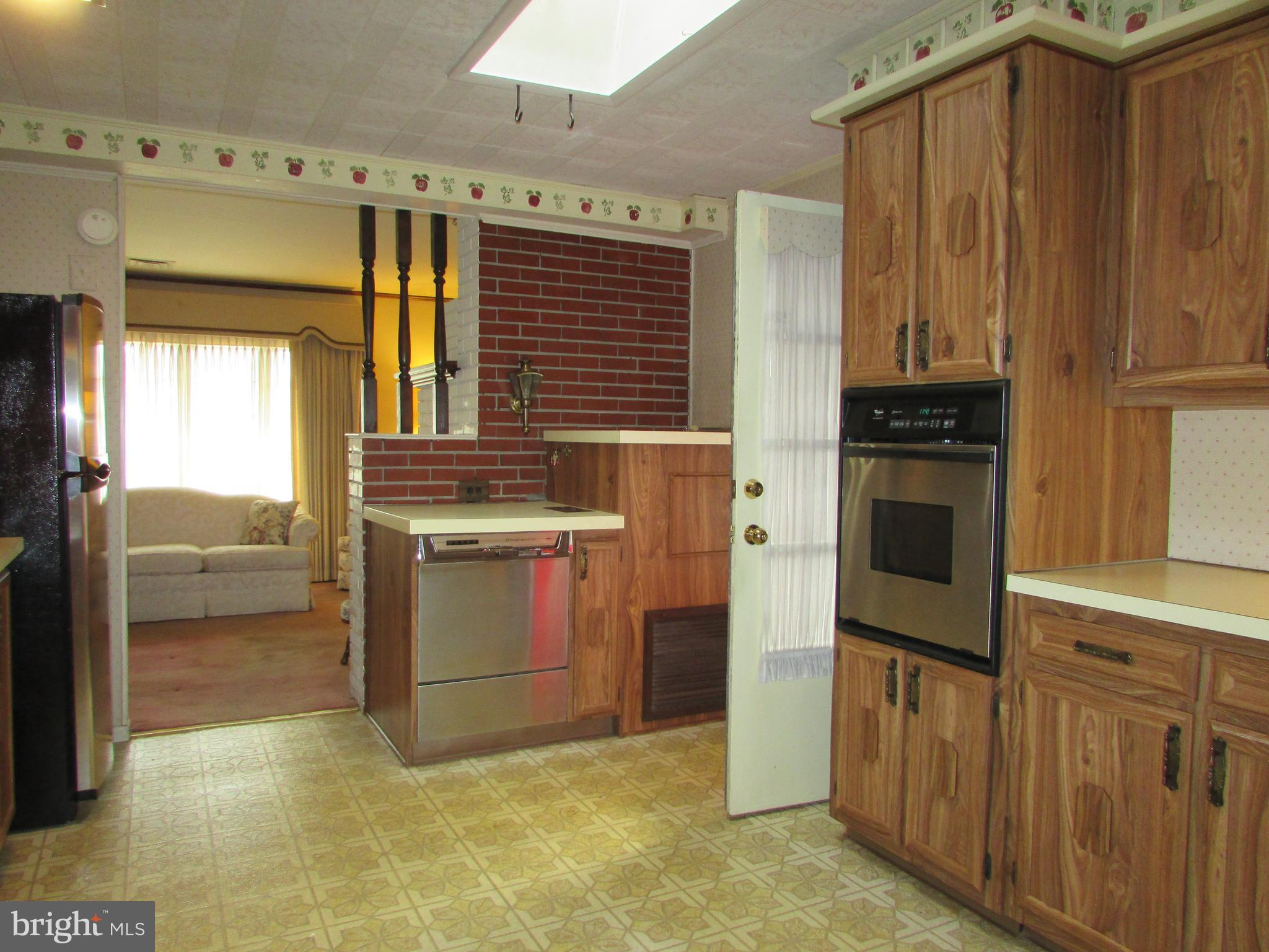 1506 Fireside Road York, PA 17404 - Photo 13 of 26 Gallery Image 13