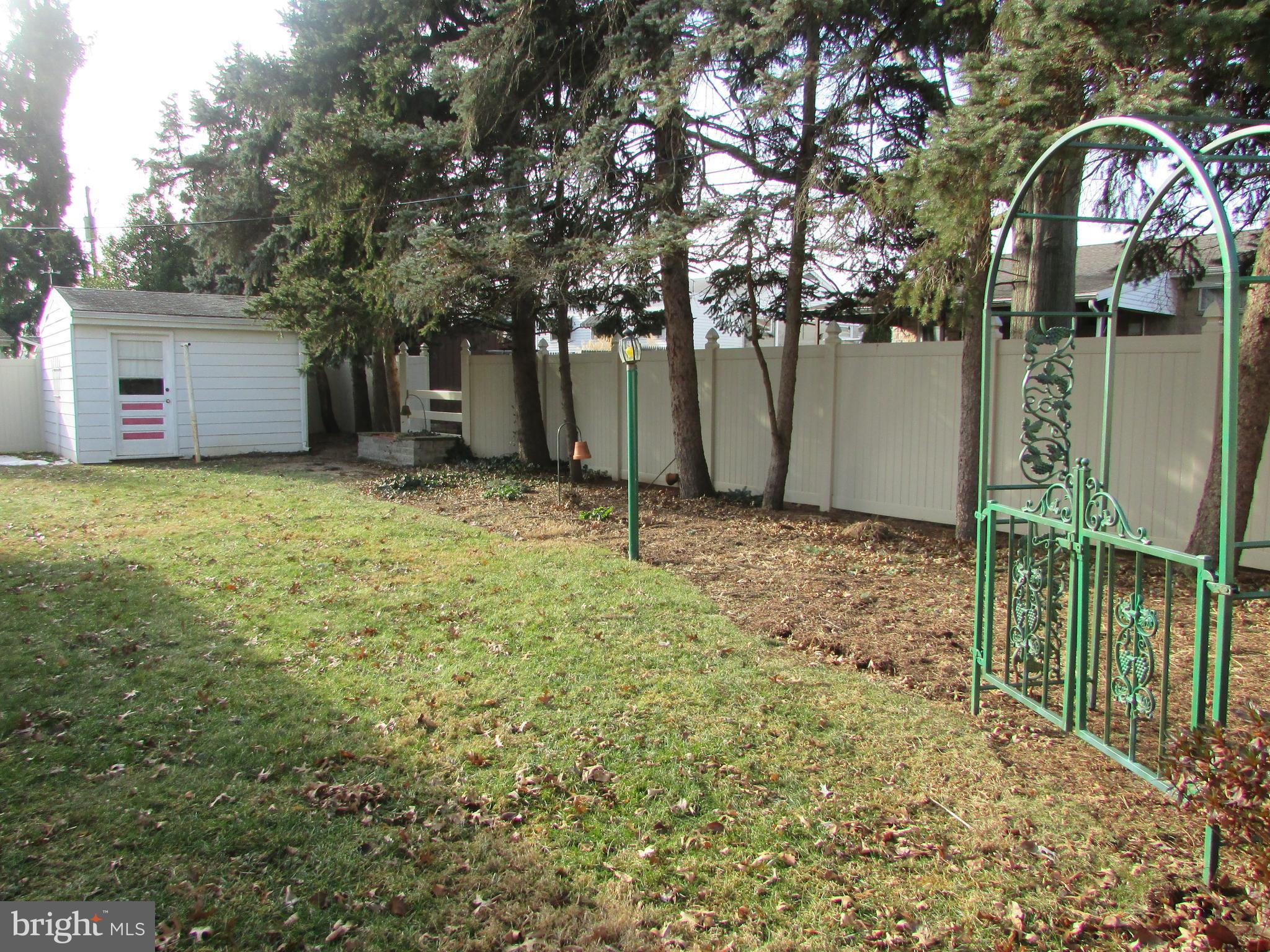 1506 Fireside Road York, PA 17404 - Photo 24 of 26 Gallery Image 24