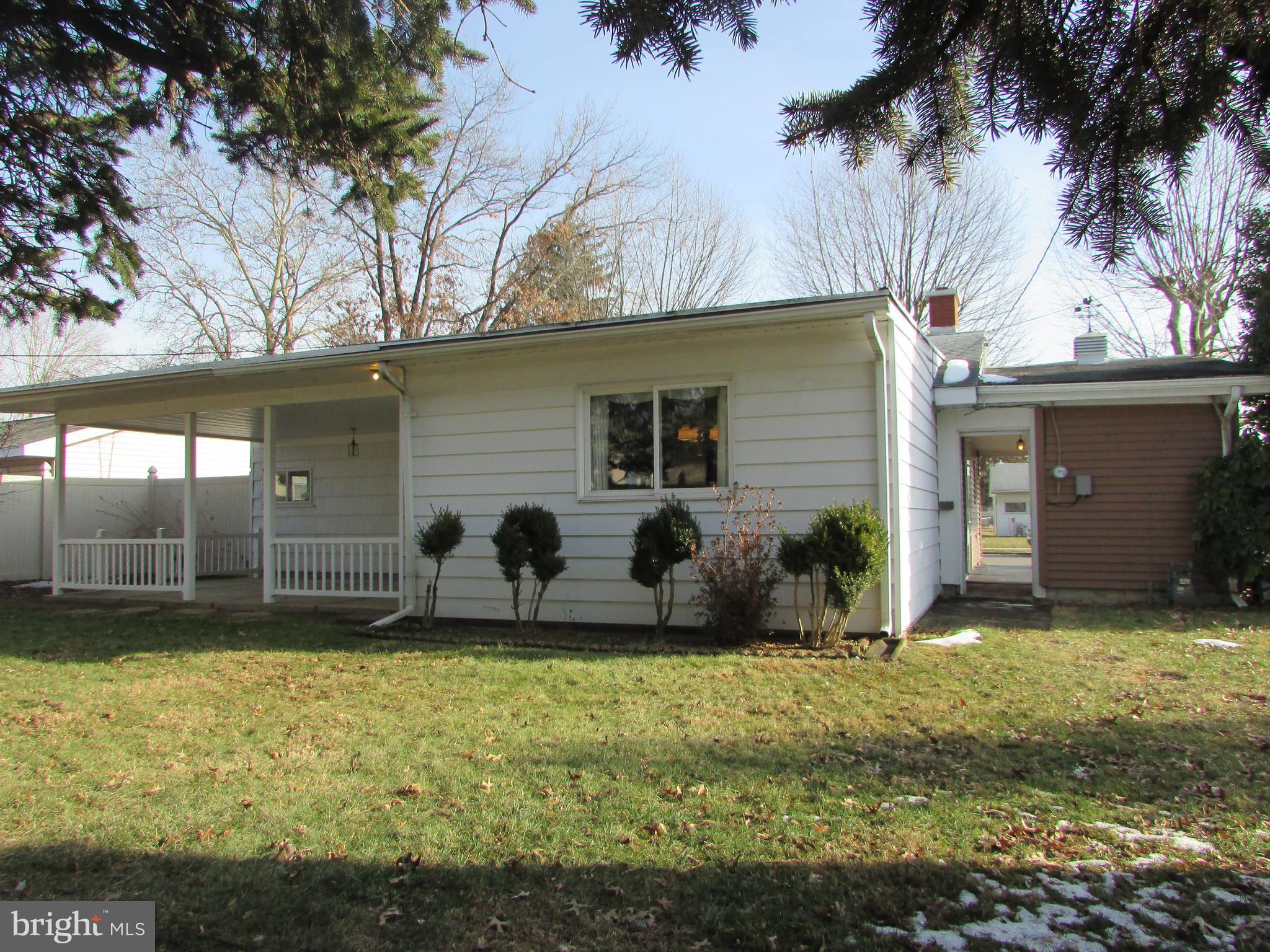 1506 Fireside Road York, PA 17404 - Photo 4 of 26 Gallery Image 4