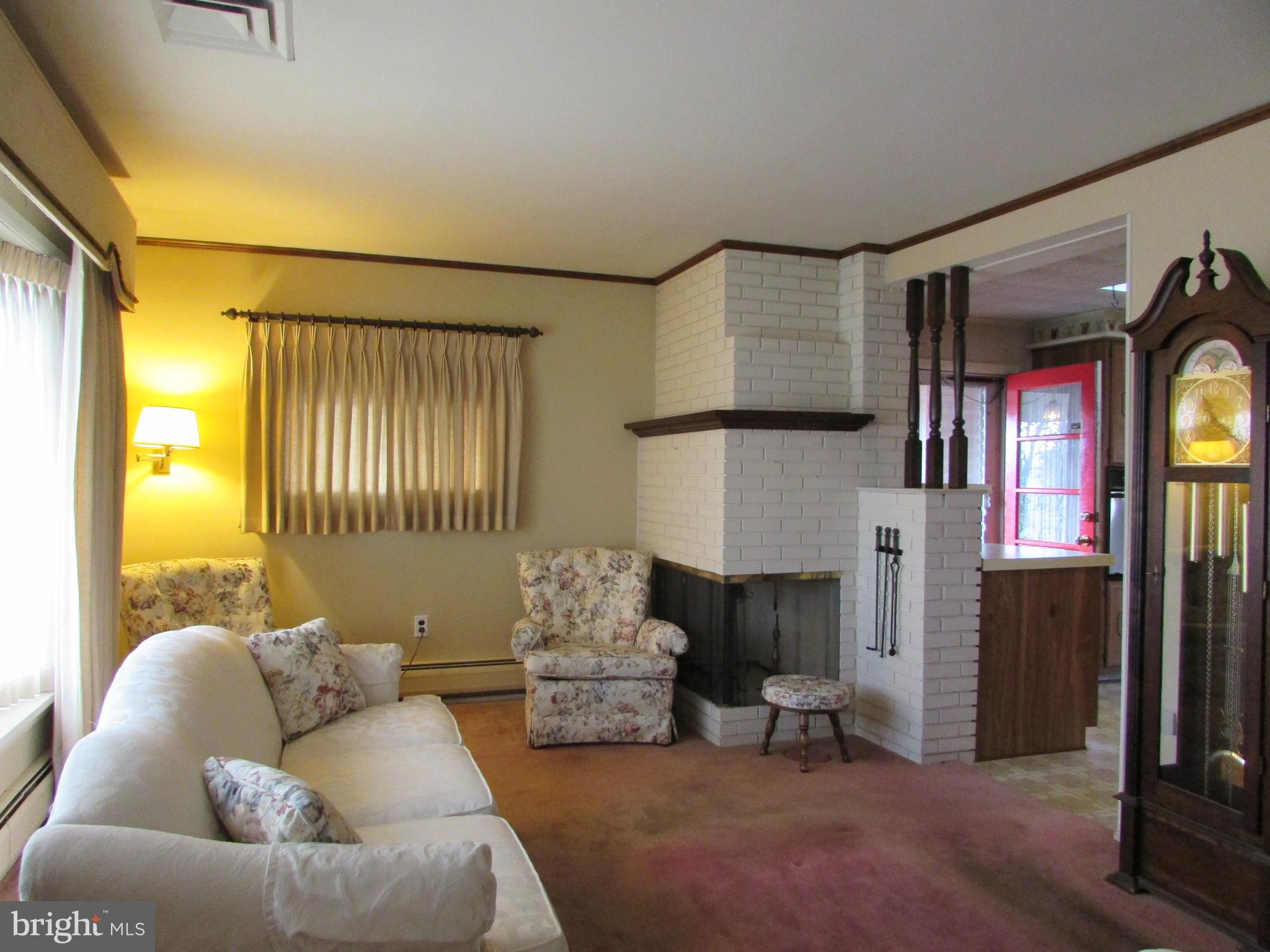 1506 Fireside Road York, PA 17404 - Photo 5 of 26 Gallery Image 5