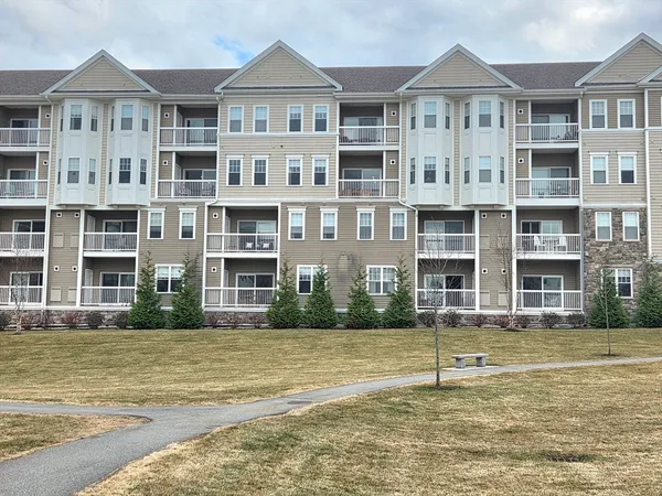 $549,900 | 12308 Peters Farm Way, Unit 308, Westborough, MA 01581