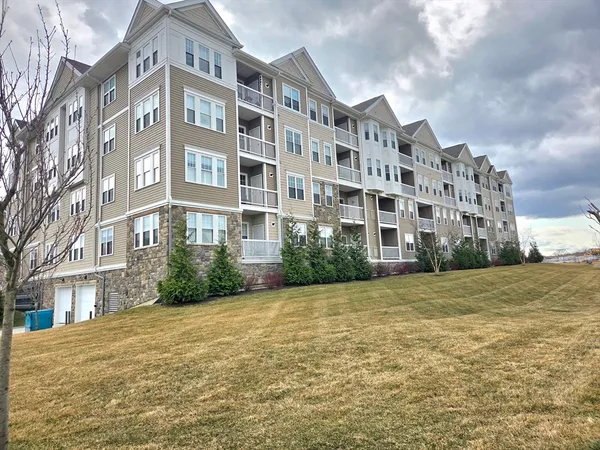 $549,900 | 12308 Peters Farm Way, Unit 308, Westborough, MA 01581