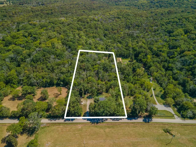 a view of outdoor space