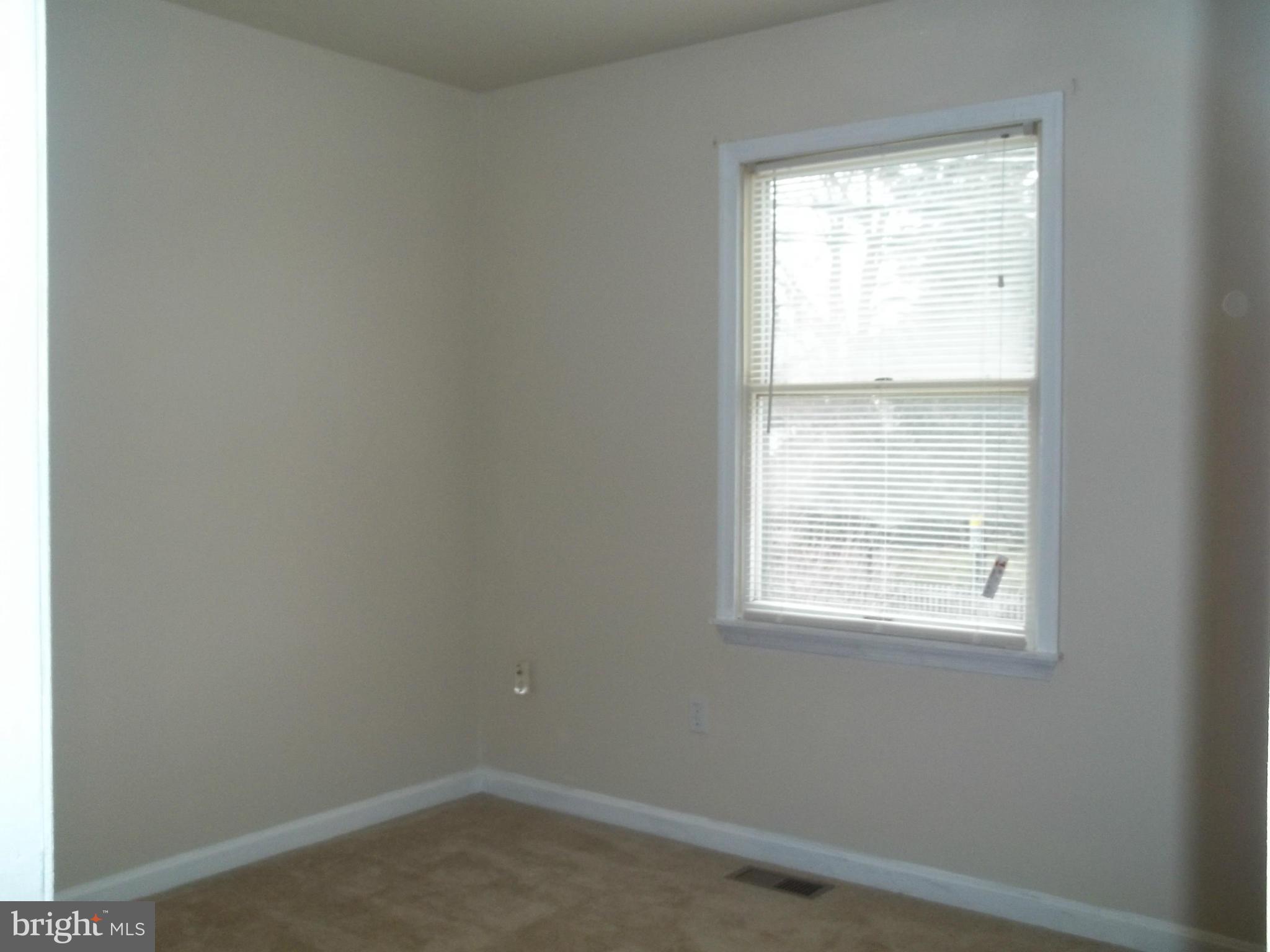 6624 Ridge Road Eldersburg, MD 21784 - Photo 13 of 20 a room that has a window in it
