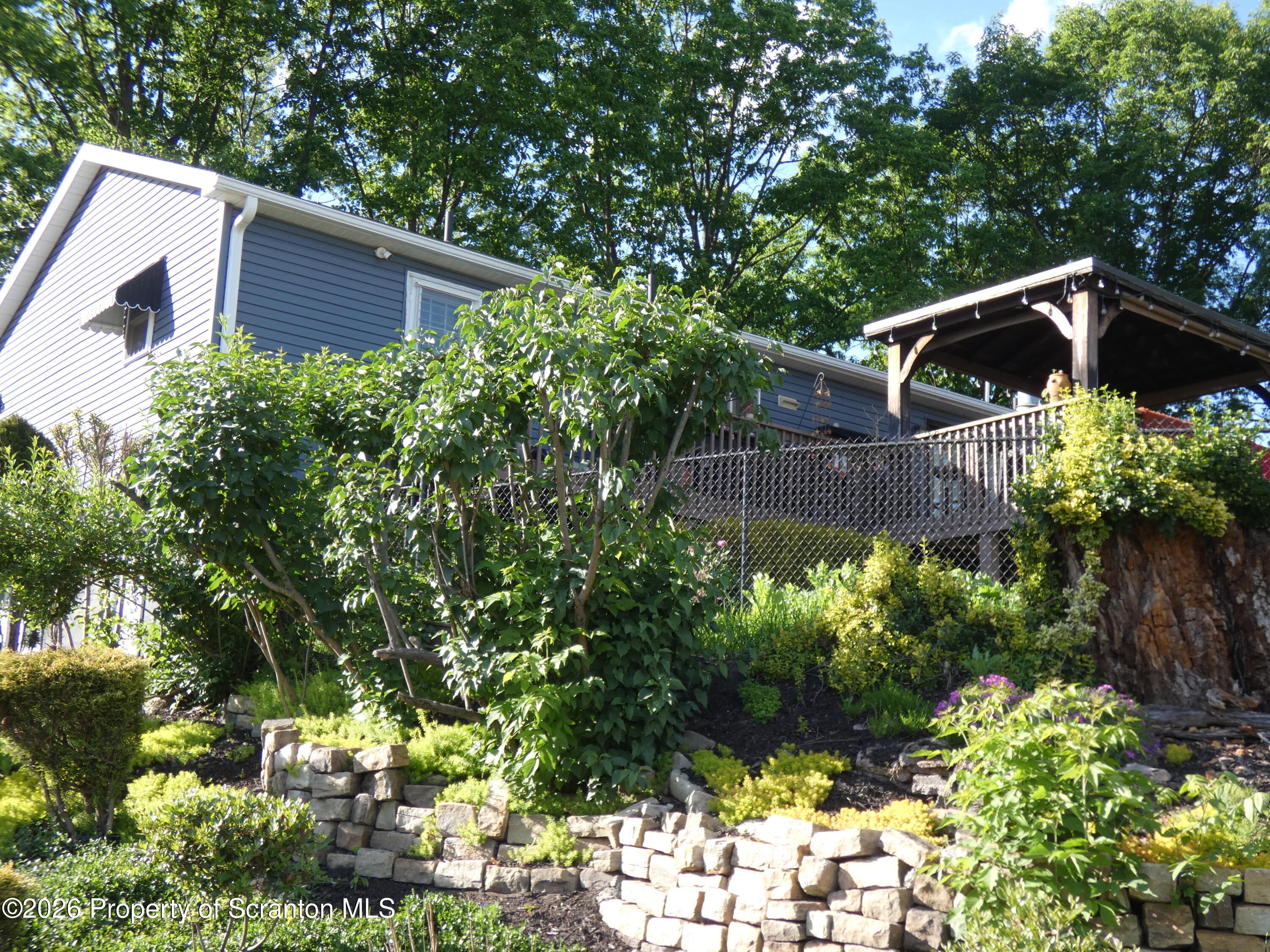 607 3rd Avenue, Unit LOWER LEVEL) Scranton, PA 18505 - Photo 35 of 45 P1040264