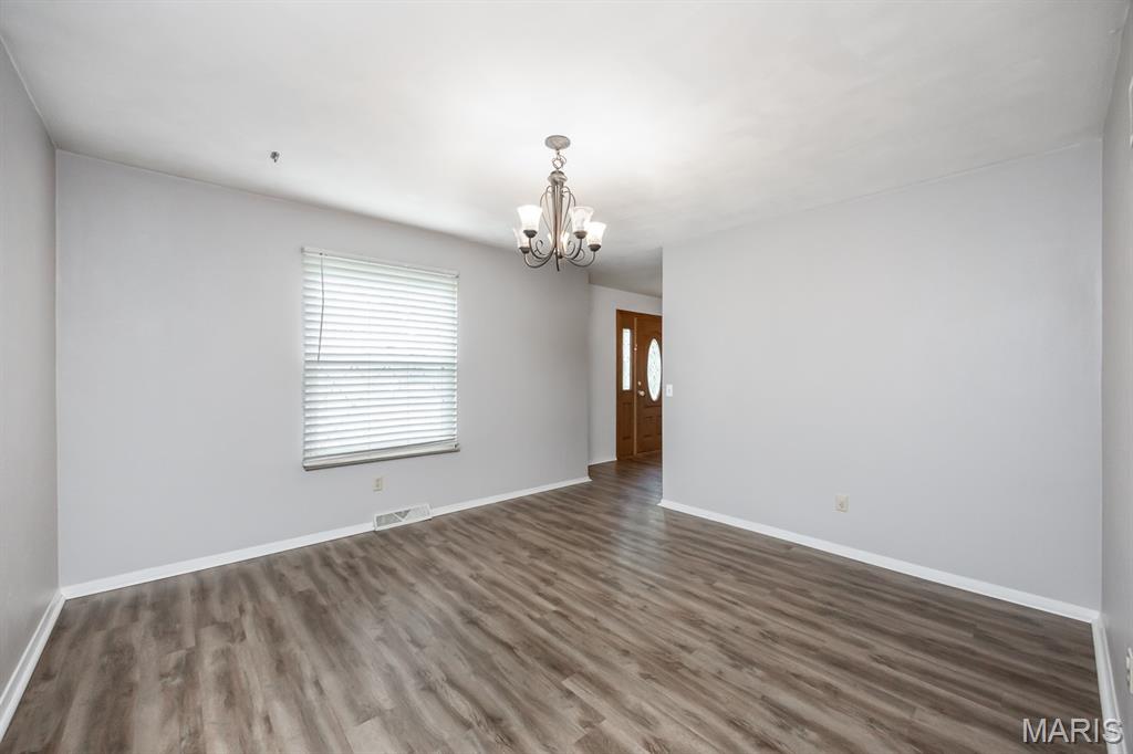 809 Reiss Road O'Fallon, IL 62269 - Photo 16 of 37
