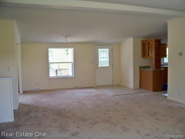 7293 Oak Grove Road Howell, MI 48855 - Photo 13 of 25 100_2722