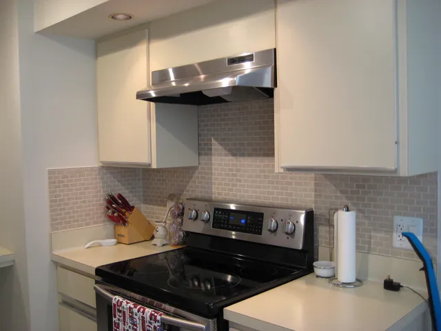 a close up view of washer and dryer