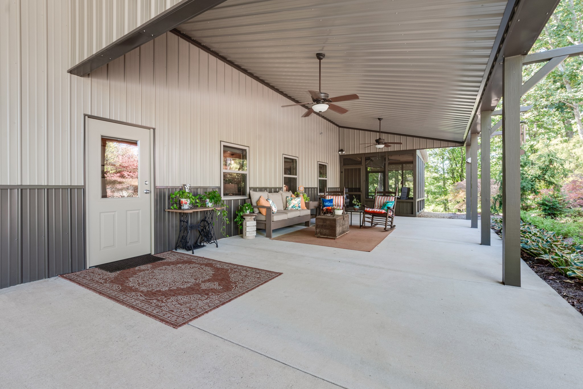 6089 Norman Thomas Road Silver Point, TN 38582 - Photo 5 of 37 Gallery Image 5