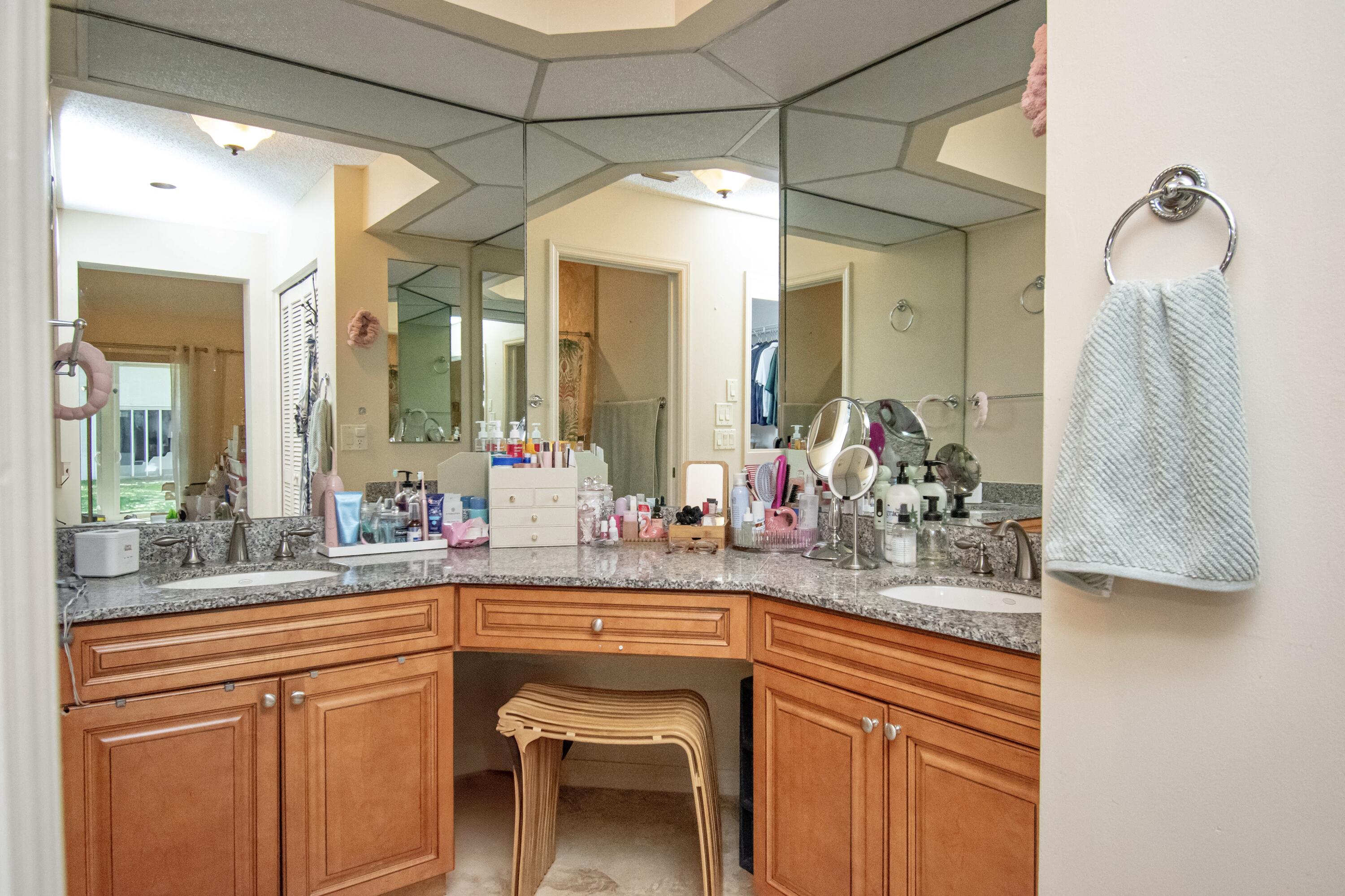 11160 Rios Road, Unit 11160 Boca Raton, FL 33498 - Photo 24 of 35 9A9F0F7C-0029-4A50-BD1C-09B9E0030726