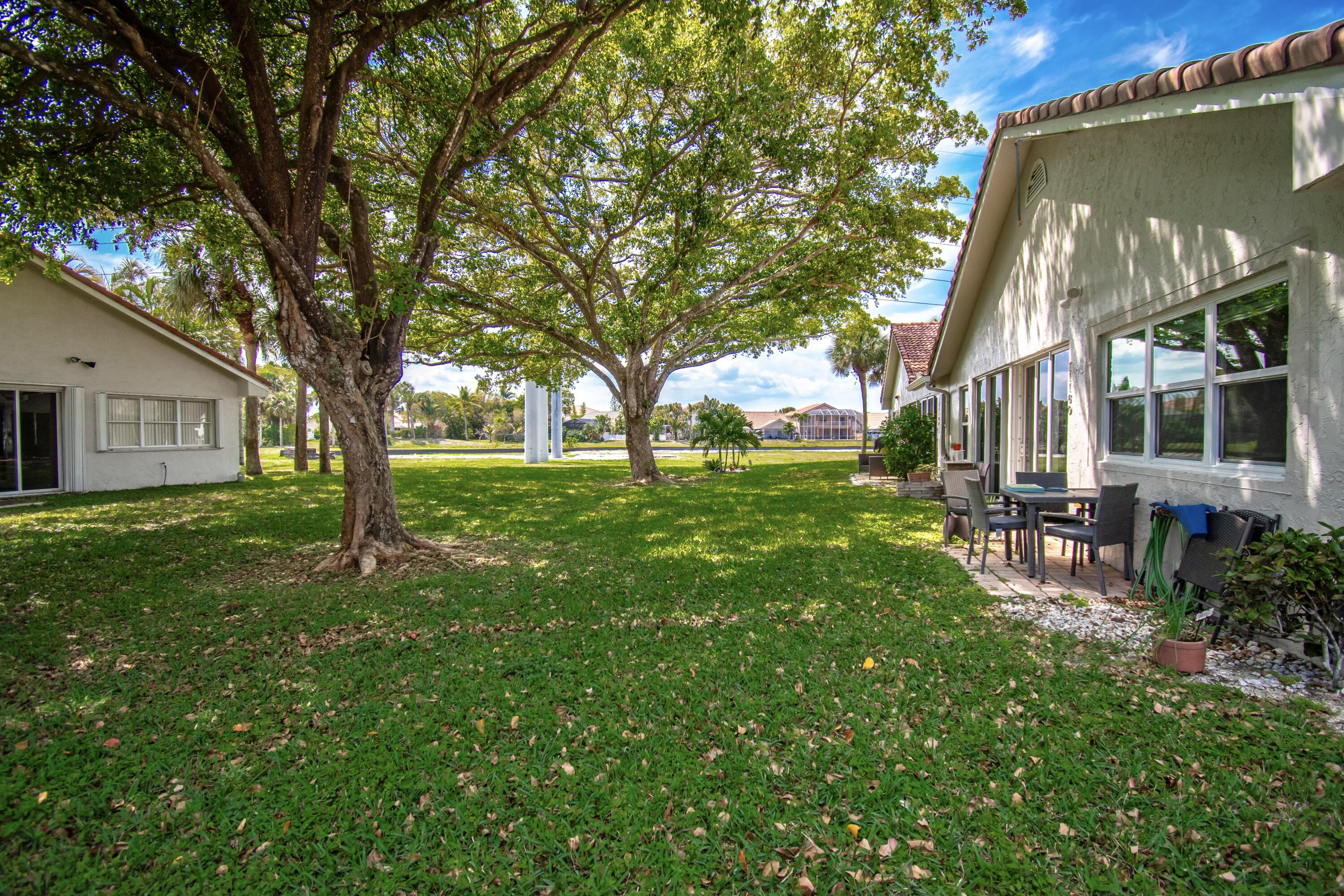 11160 Rios Road, Unit 11160 Boca Raton, FL 33498 - Photo 33 of 35 C3A7B995-5466-466B-9A64-8F31C7243C36