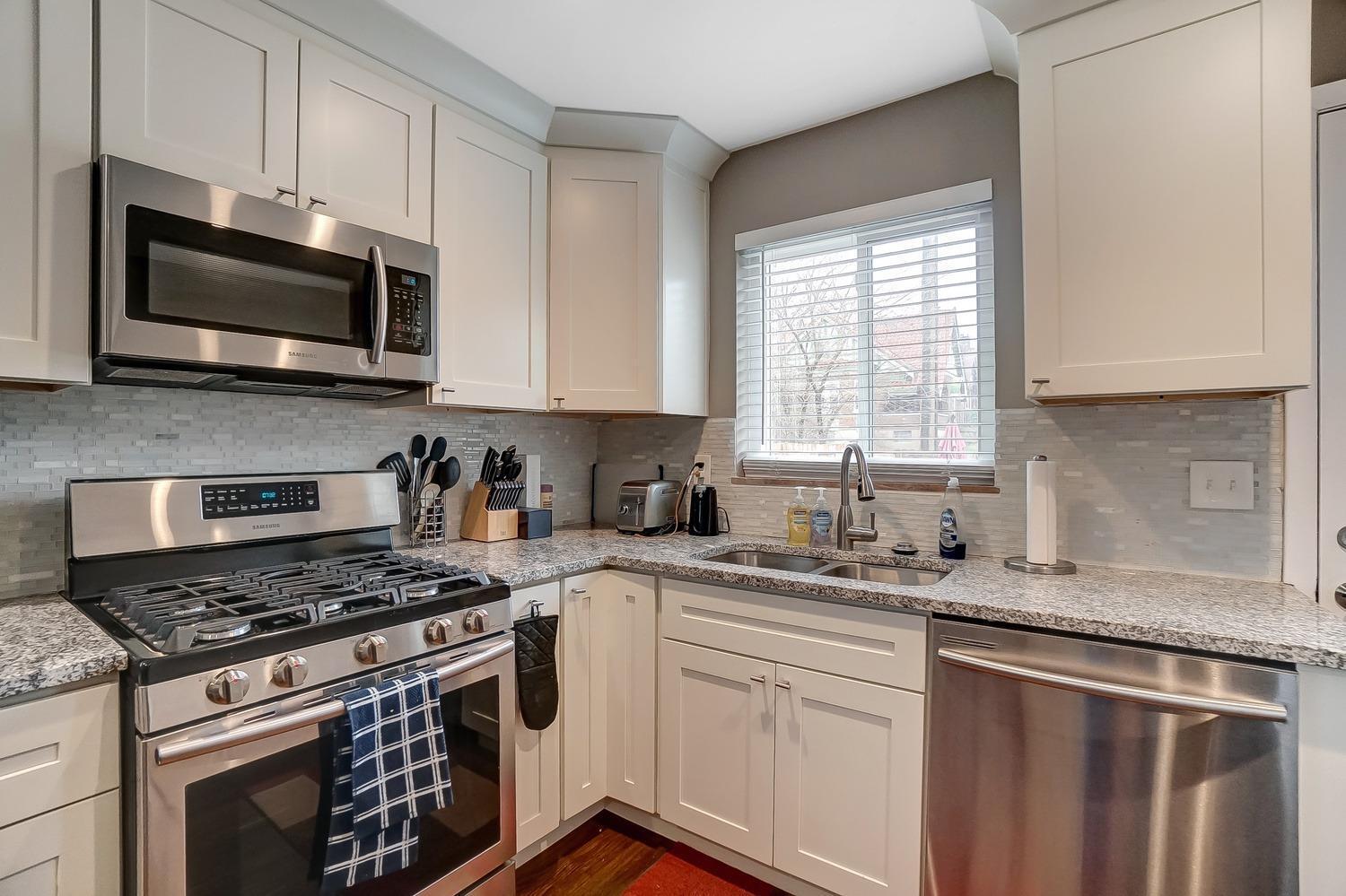 941 Rutledge Avenue Cincinnati, OH 45205 - Photo 11 of 33 Gallery Image 11