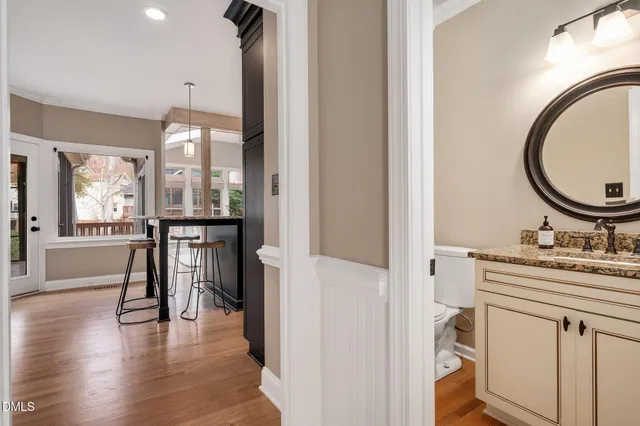 a view of an entryway