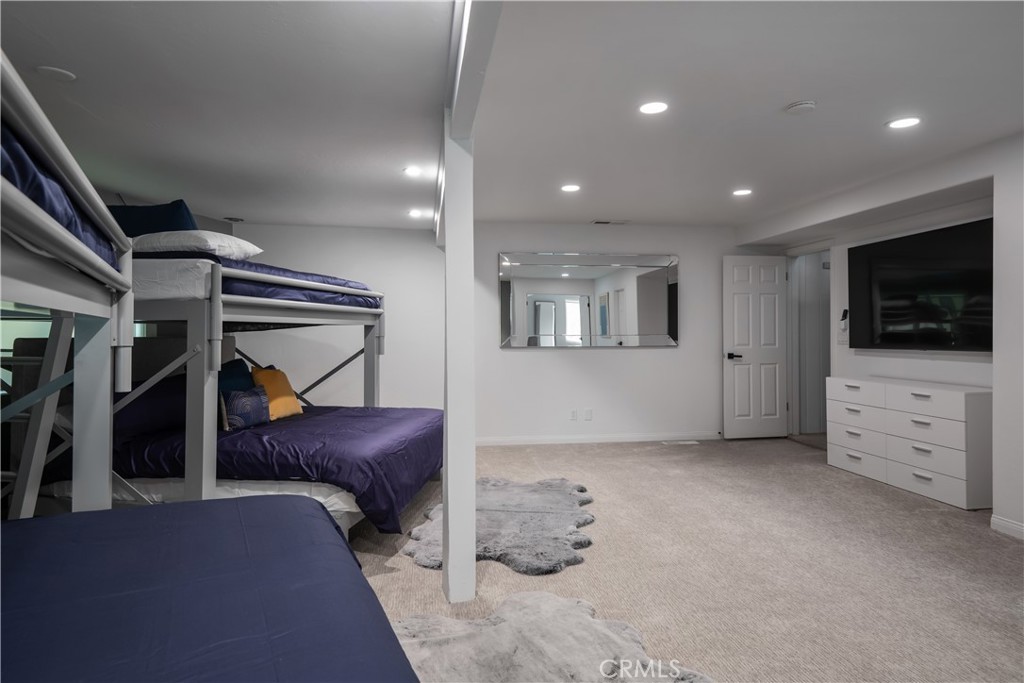 27555 North Bay Road Lake Arrowhead, CA 92352 - Photo 37 of 47 Gallery Image 37