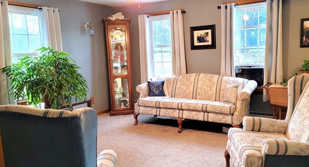 374 Patriots Road Templeton, MA 01468 - Photo 10 of 25