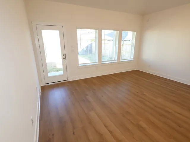 $380,990 | 8118 Kay Hbr Drive, Cypress, TX 77433