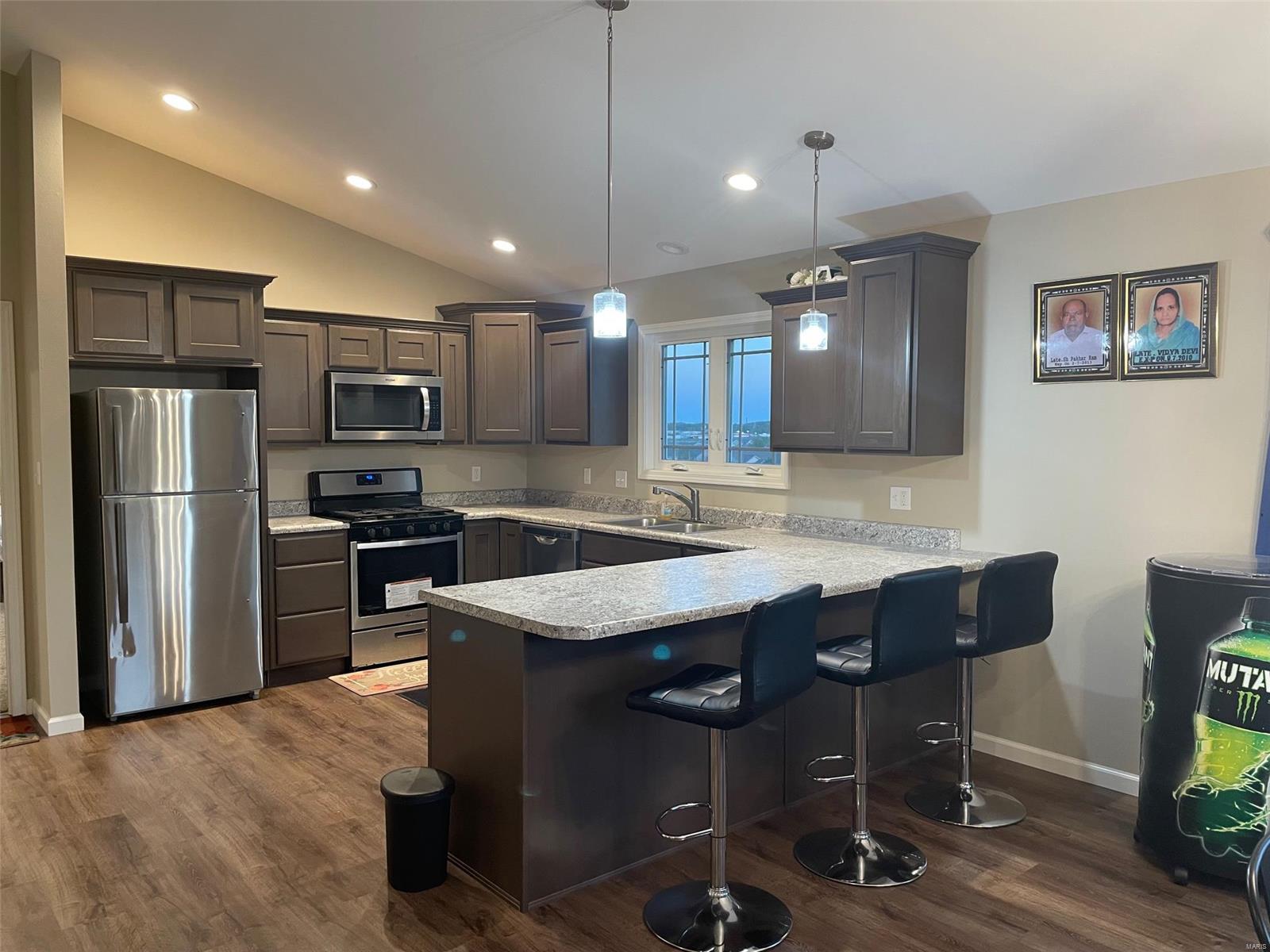 210 Carter Ridge Drive Highland, IL 62249 - Photo 7 of 16