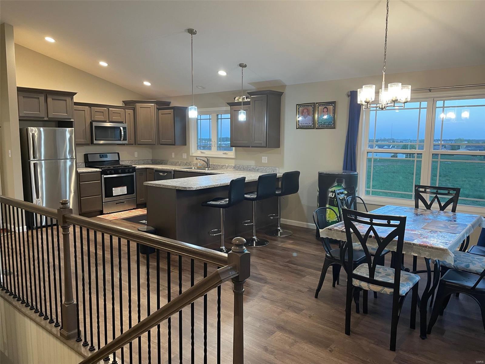 210 Carter Ridge Drive Highland, IL 62249 - Photo 8 of 16