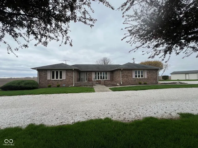 $260,000 | 619 West 350 North, Covington, IN 47932