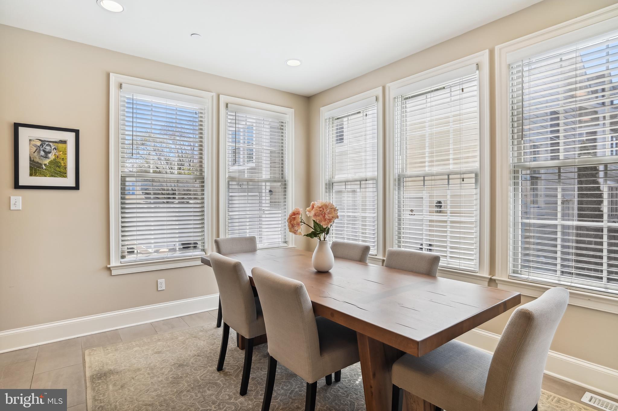 4-B Constitution Avenue Annapolis, MD 21401 - Photo 19 of 84 Back 3 blinds are motorized and controlled by app