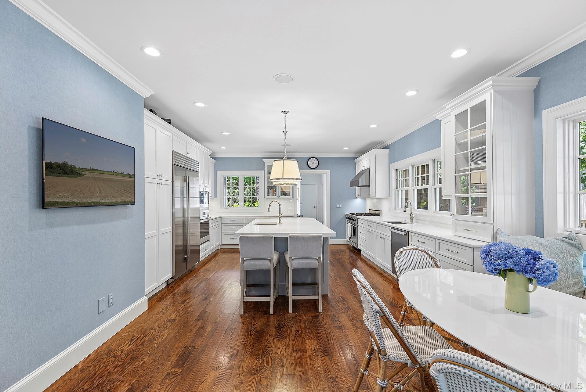 100 Pantigo Road East Hampton, NY 11937 - Photo 7 of 20
