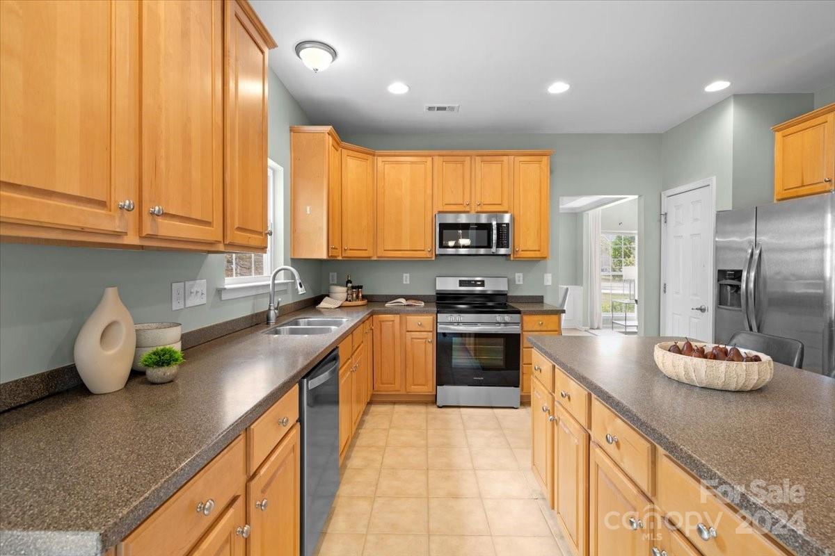 533 Evening Mist Drive Fort Mill, SC 29708 - Photo 14 of 23 Gallery Image 14
