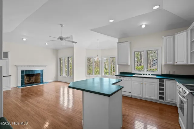 $599,000 | 865 Diamondhead Drive South, Pinehurst, NC 28374