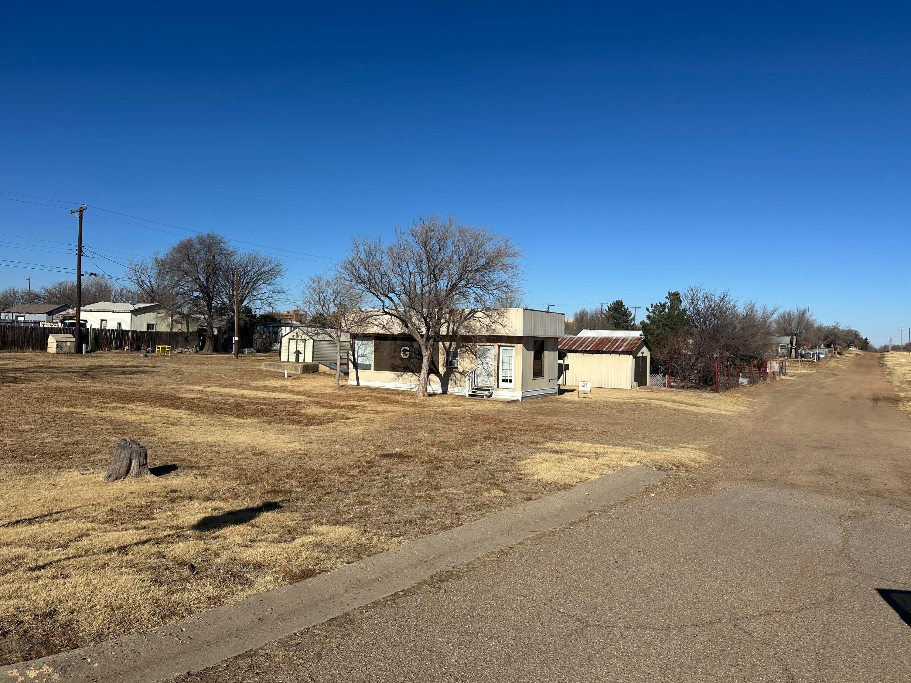 311 Brain Street Borger, TX 79007 - Photo 1 of 13 IMG_2991