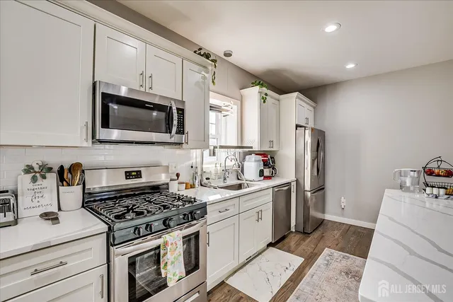 $775,000 | 191 Hoover Avenue, Edison, NJ 08837