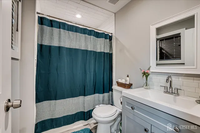 $775,000 | 191 Hoover Avenue, Edison, NJ 08837