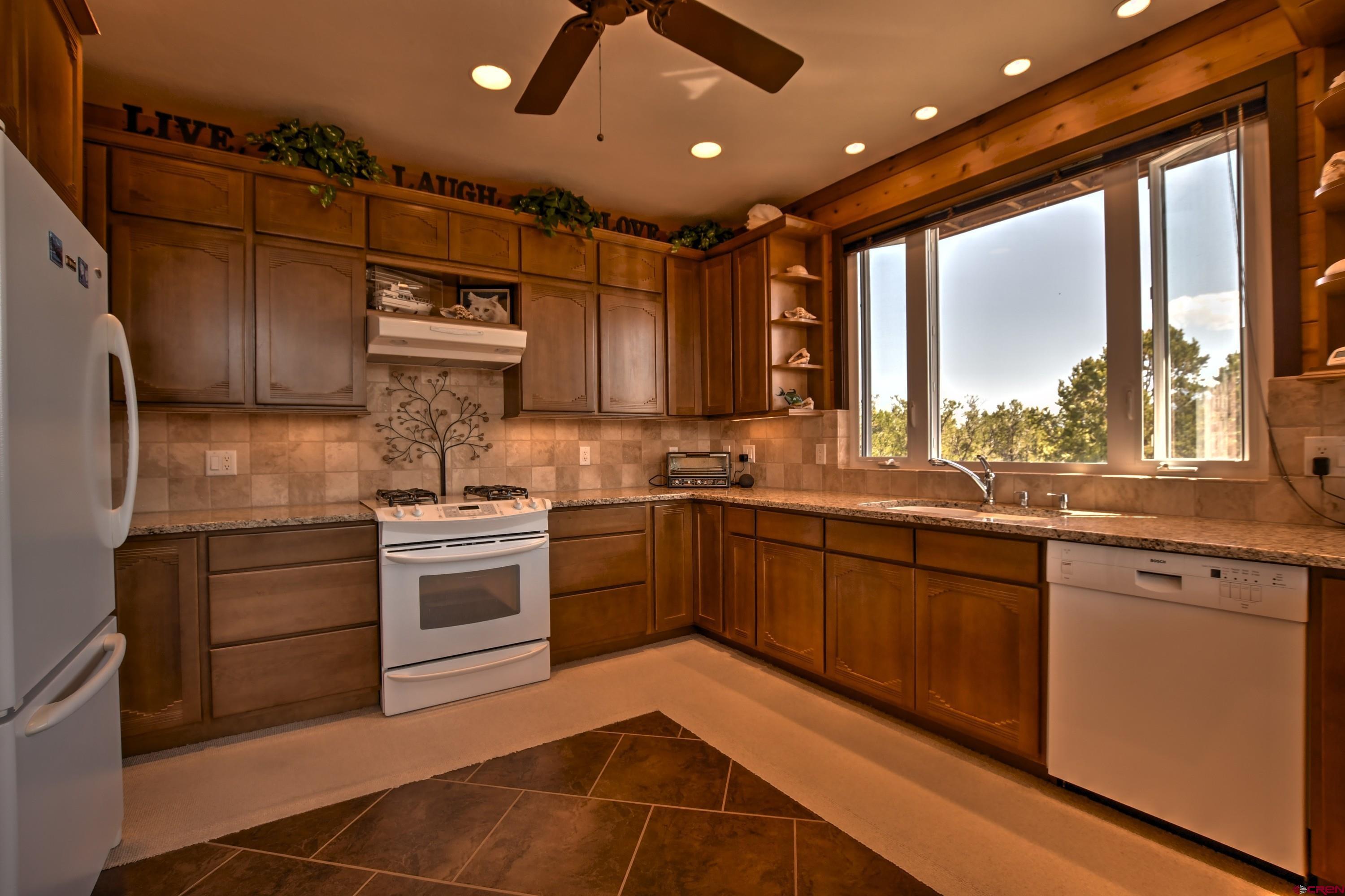 76 Pinnacle Drive Ridgway, CO 81432 - Photo 8 of 37 Gallery Image 8