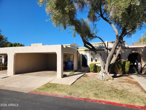 $1,795 | 1168 East Cochise Drive, Phoenix, AZ 85020