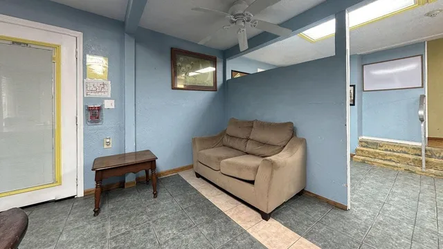 $7,500 | 7975 Booker Street, Houston, TX 77028