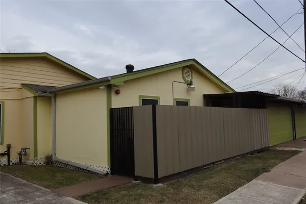 $8,000 | 7975 Booker Street, Houston, TX 77028