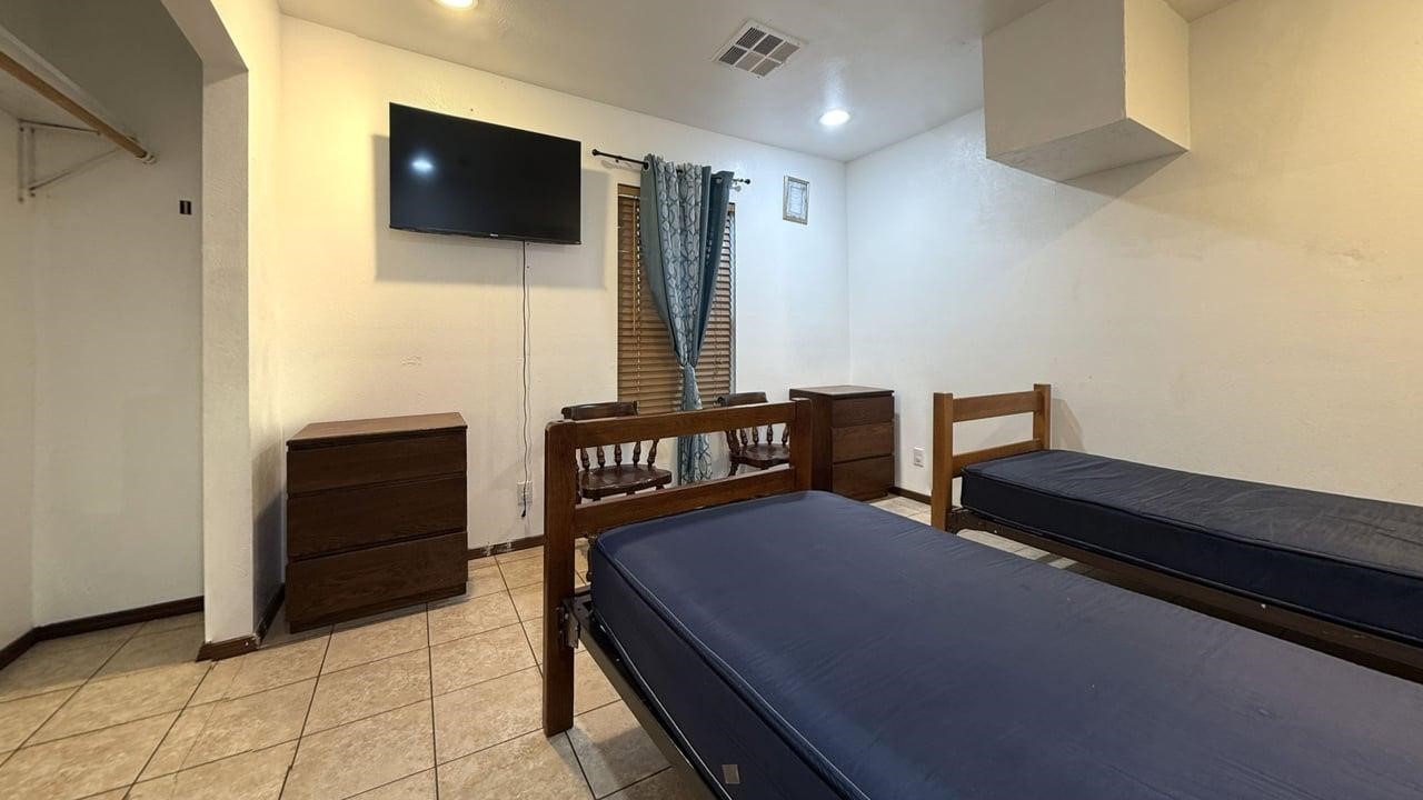 7975 Booker Street Houston, TX 77028 - Photo 7 of 36