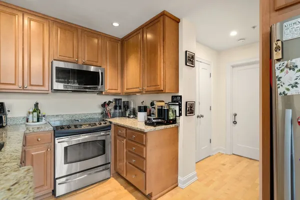 $769,000 | 20 Chapel Street, Unit C807, Brookline, MA 02446