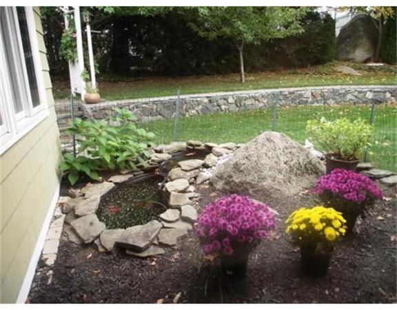22 Ravenwood Road Peabody, MA 01960 - Photo 13 of 18 Gallery Image 13
