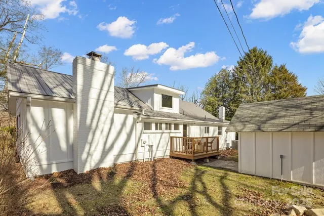 a view of a house with a house