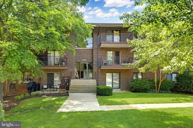 $2,131 | 6250 Edsall Road, Unit 203, Alexandria, VA 22312
