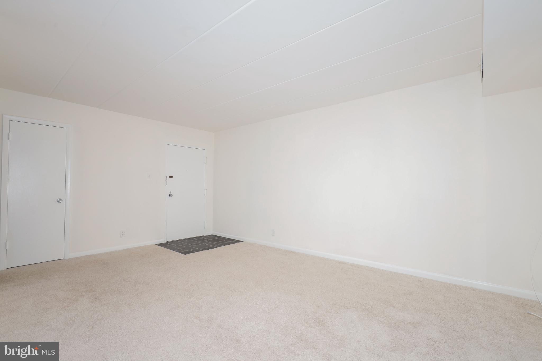 6250 Edsall Road, Unit 203 Alexandria, VA 22312 - Photo 7 of 31