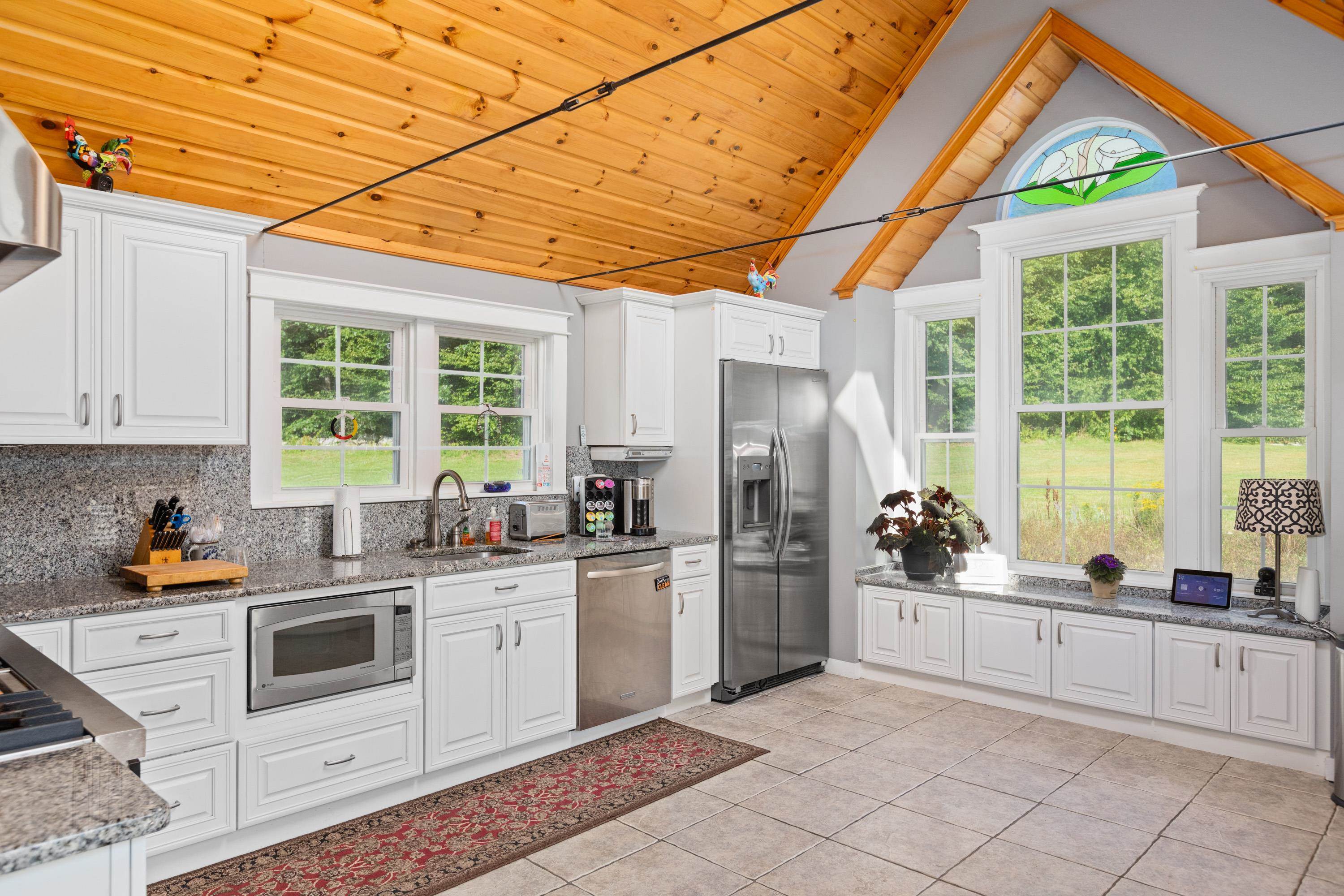 8 Old Troy Road Fitzwilliam, NH 03447 - Photo 11 of 37