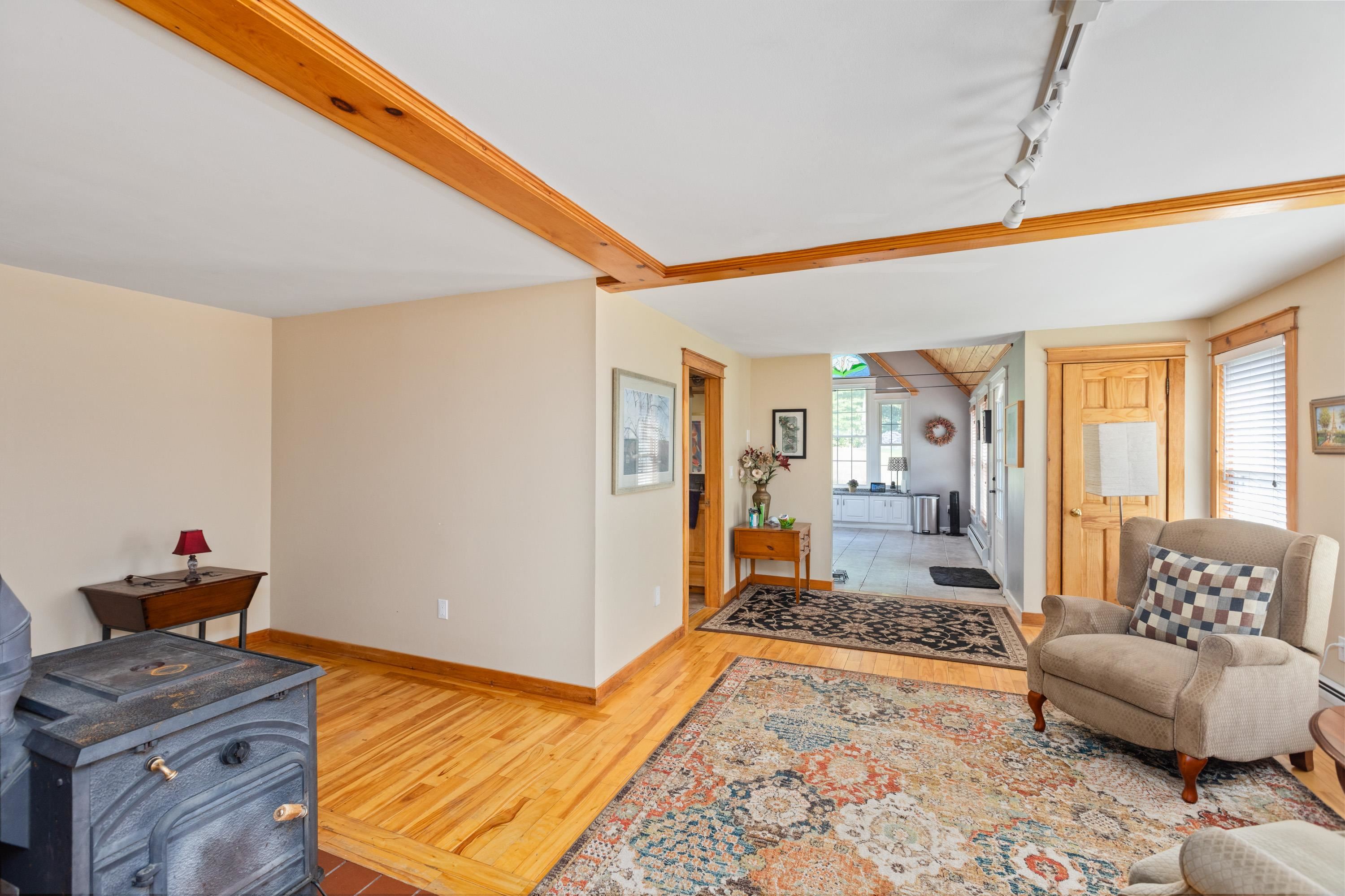 8 Old Troy Road Fitzwilliam, NH 03447 - Photo 14 of 37