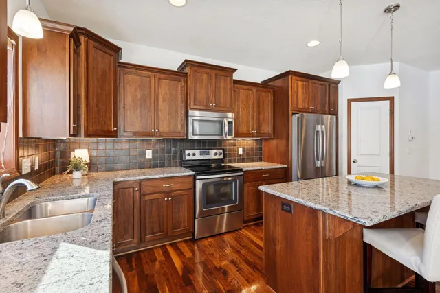 $797,000 | 13714 Orchard Road, Minnetonka, MN 55305